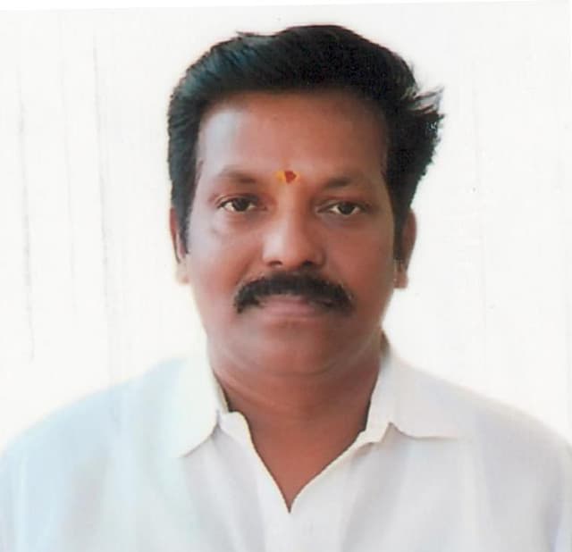 Balaganapathy, V. Pon — photo