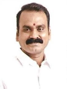 Dr Murugan L — photo