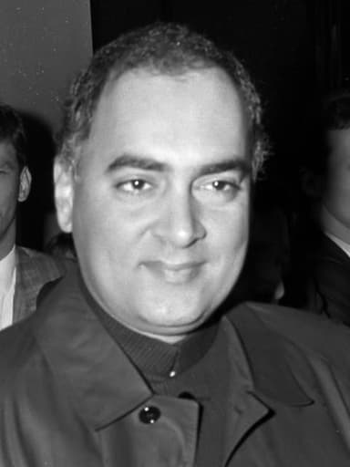 Wikimedia Commons Rajiv Gandhi